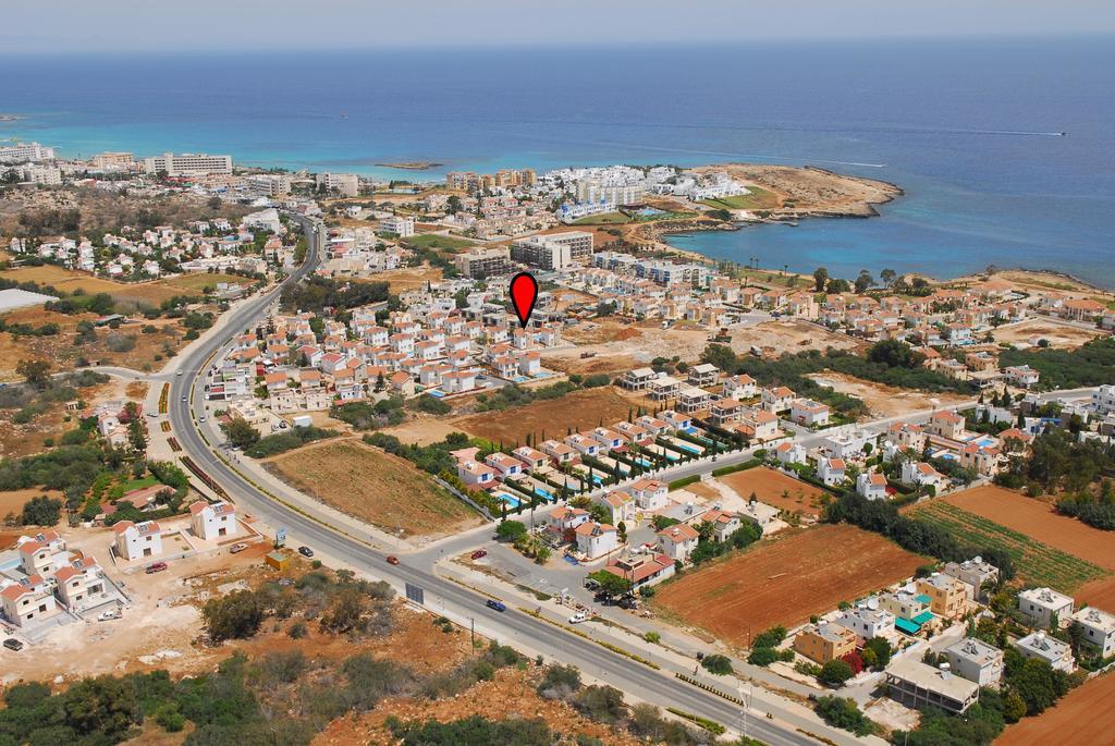 Halle Villa بروتاراس الغرفة الصورة